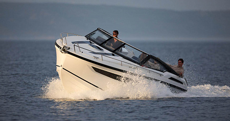 Катер Parker 800 Cruiser